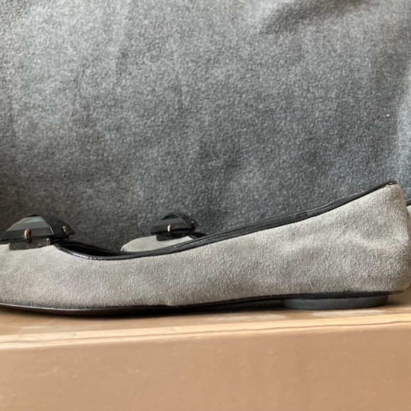 Gaetano Perrone for Te Cesan Grey Suede Jewel Flats Sz 37 - Picture 6 of 11